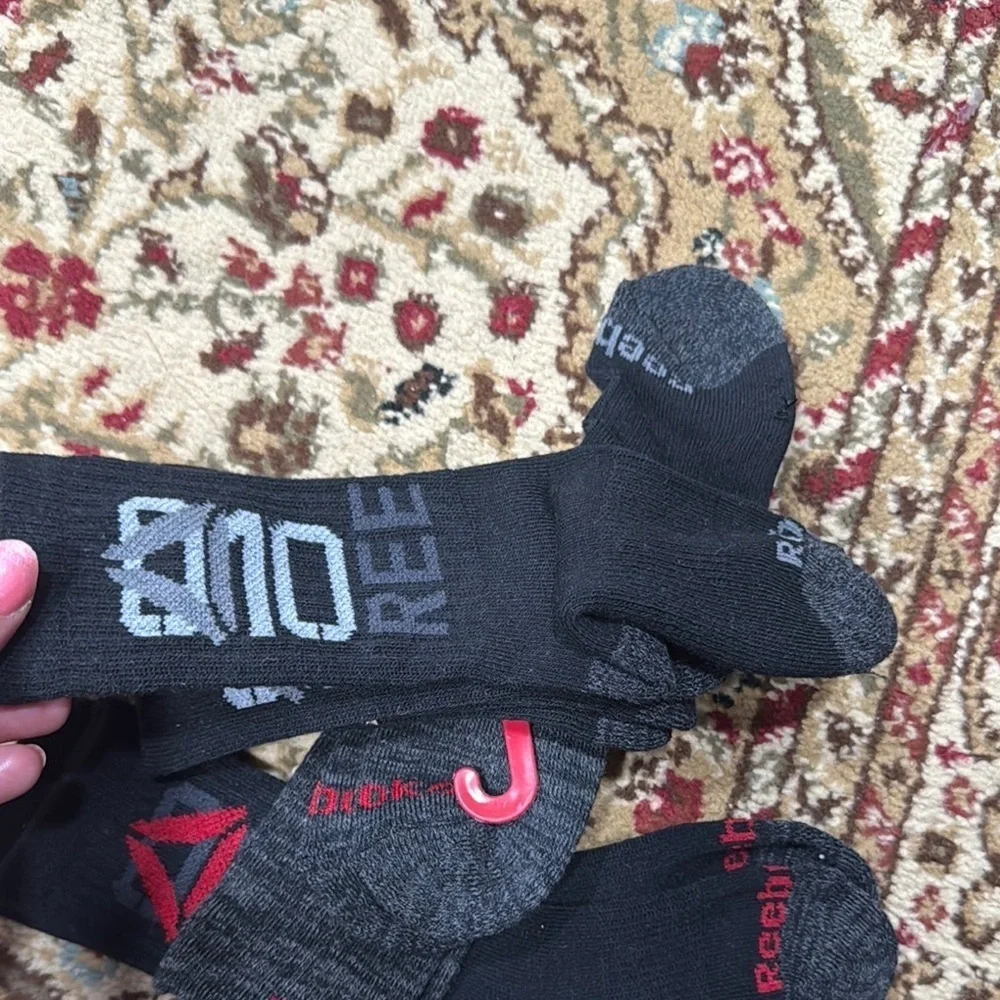 5 Reebok kids Black Socks